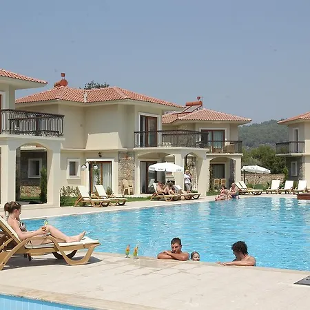 펜션 Orka Mountain View Villas 페티예
